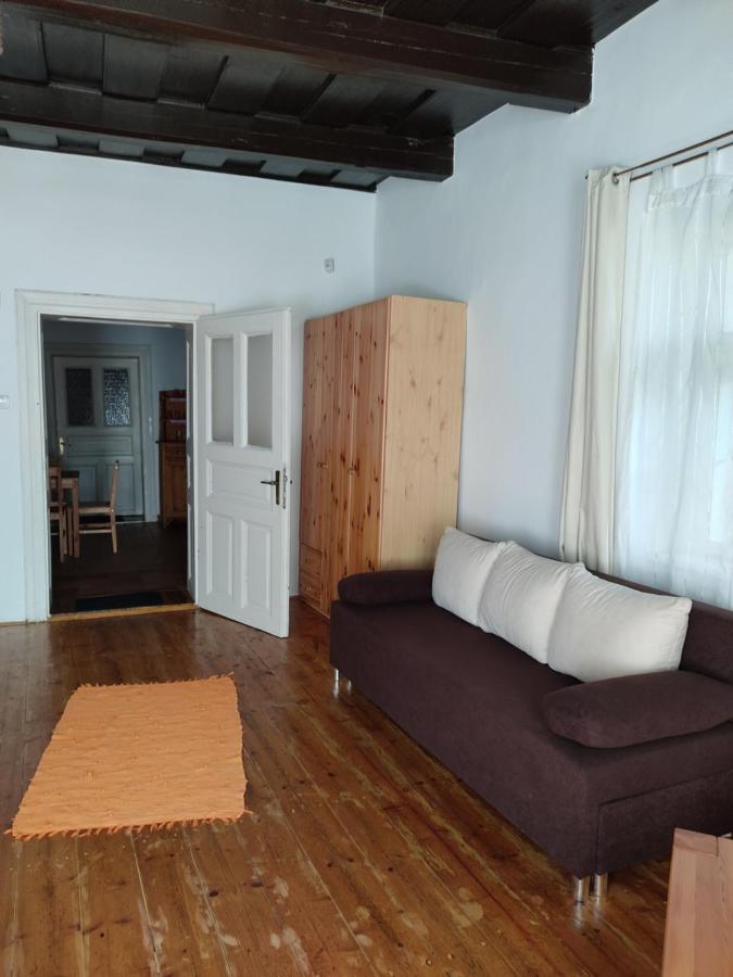 Hotel Boldogkohaz à Boldogkovaralja Extérieur photo